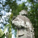 Outdoor Garden Ideas for Home: How to Transform Your Space with Thoughtful Garden Statues